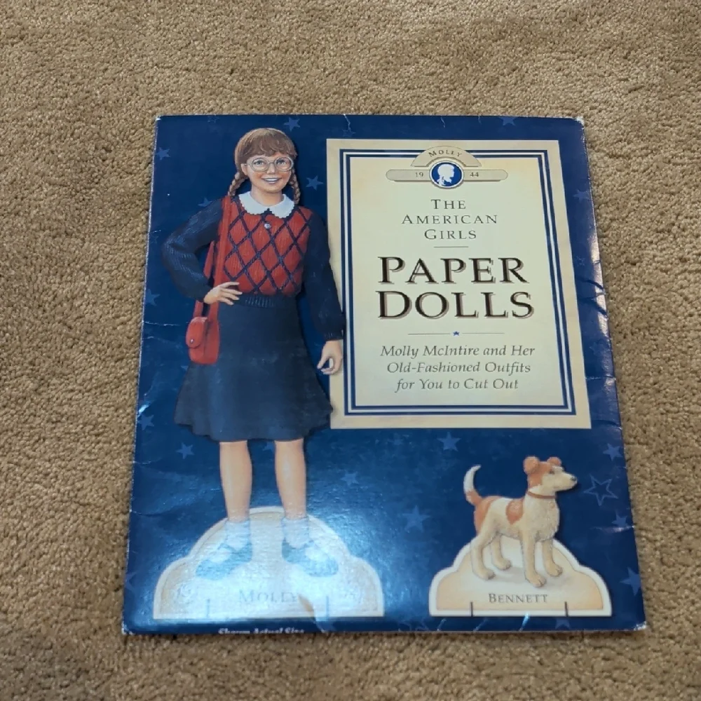 American Girl Paper Dolls Set - Green, Blue, Pink, Red - Picture 4 of 15